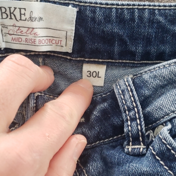 Jeans - Picture 3 of 5